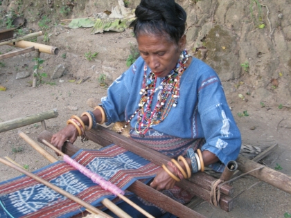 ikat-weaving